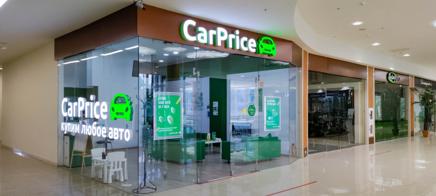 Офис по продаже автомобилей в торговом центре