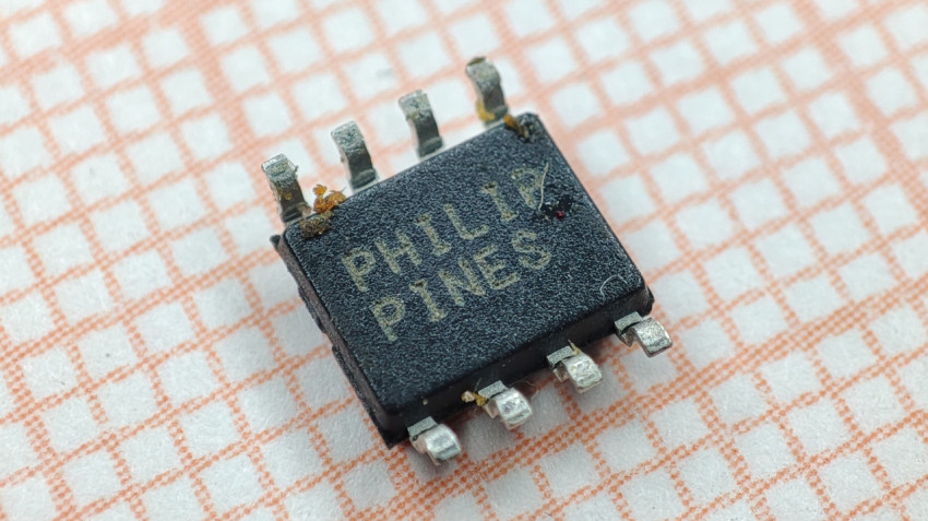 Микросхема AD8692 с маркировкой PHILIPPINES