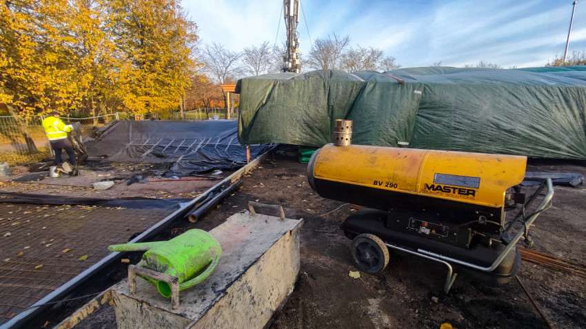 Прогрев укрытого монолита и подготовка основания