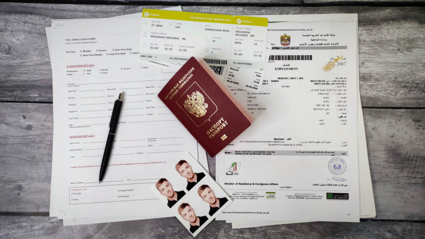Документы для оформления рабочей визы в ОАЭ и авиаперелёта