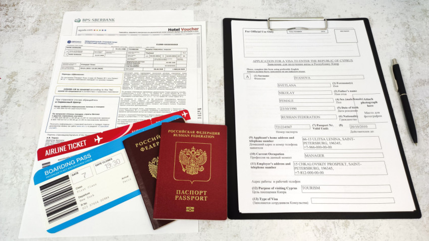 Паспорт РФ, анкета на кипрскую визу и сопроводительные документы