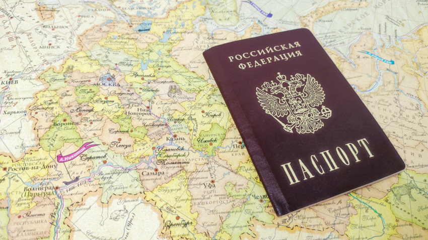 Паспорт Российской Федерации на карте России
