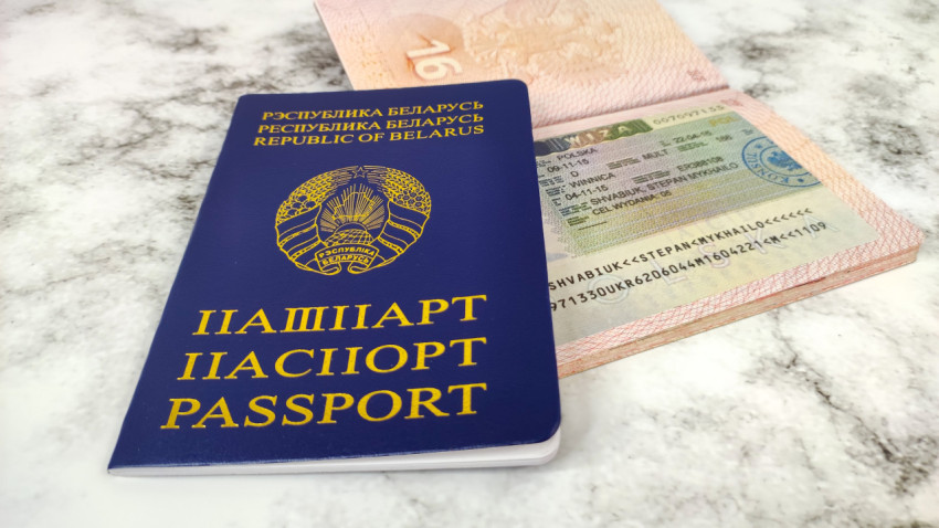 Паспорт Республики Беларусь и польская виза