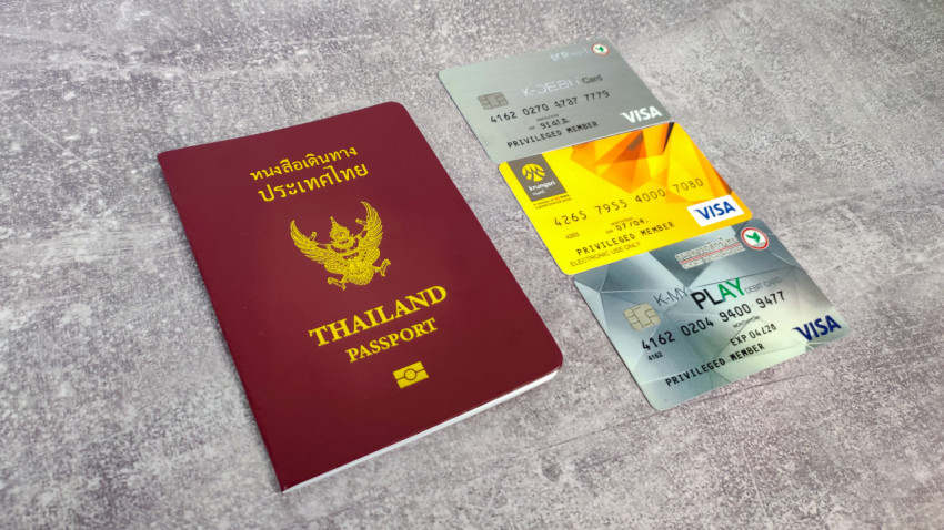Паспорт Таиланда и карты Visa тайских банков