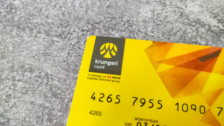 Логотип Krungsri Bank на банковской карте