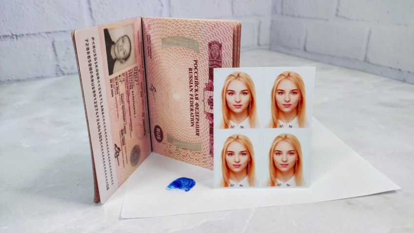 Загранпаспорт РФ с персональными данными и фото на документы
