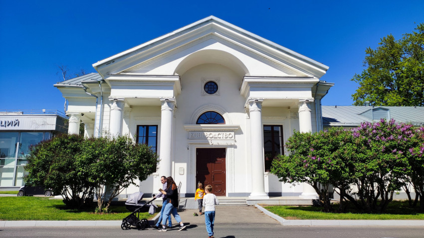 Павильон Коневодство на ВДНХ