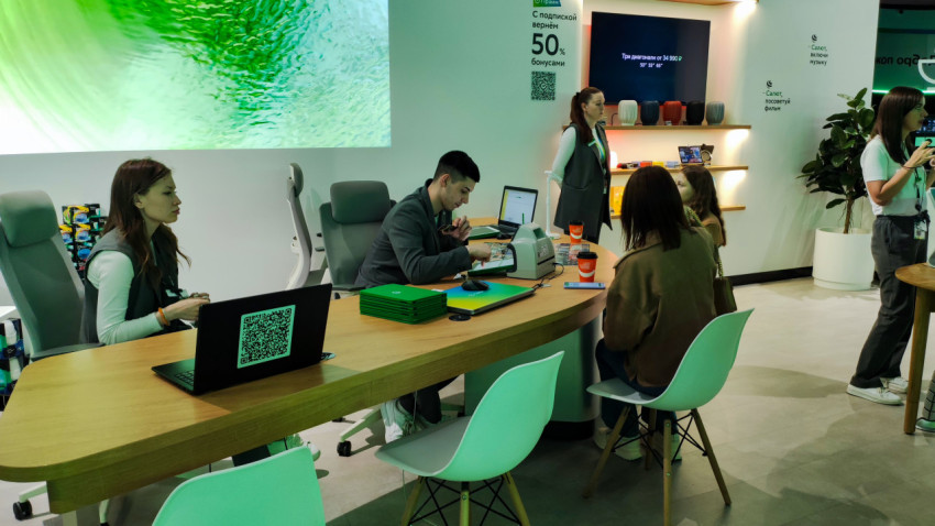 Консультационная зона павильона Сбера на выставке «Россия»