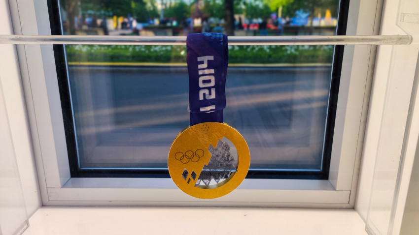 Золотая медаль зимних Олимпийских игр Сочи 2014 года