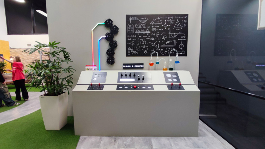 Общий вид интерактивного стенда «Умные финансы» в павильоне №71