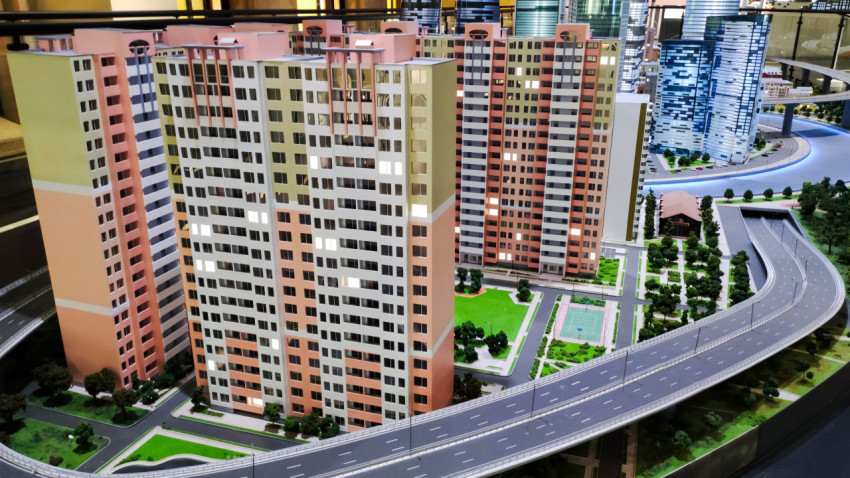 Макет жилого района Москвы с эстакадой и зелёными зонами