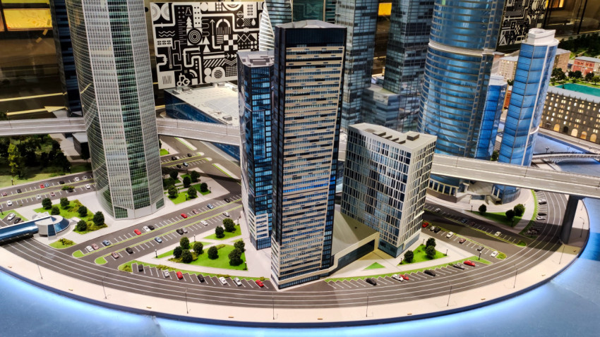 Макет делового кластера с высотными зданиями