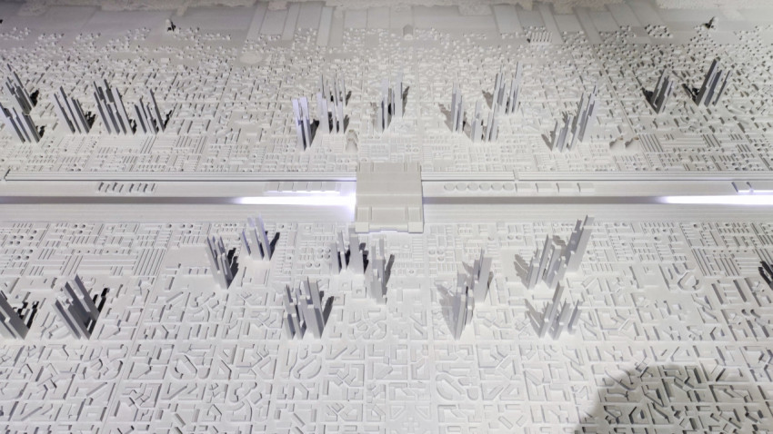 Фрагмент макета линейного города с центральной транспортной осью