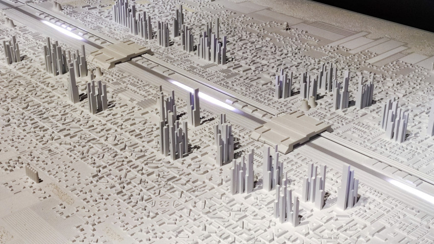 Макет линейного города с узловыми транспортными платформами