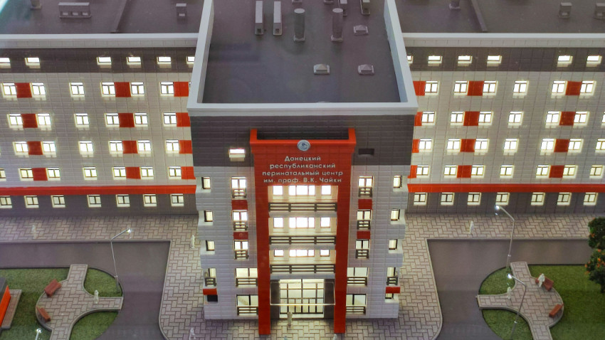 Центральная часть макета перинатального центра на выставке «Россия»