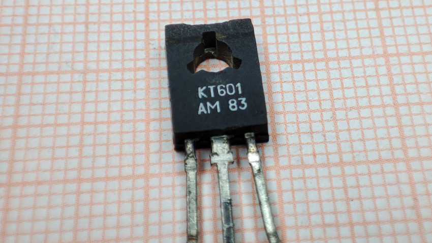 0 1296 КТ601АМ