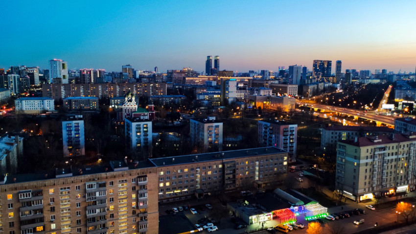 Вид на Москву вечером
