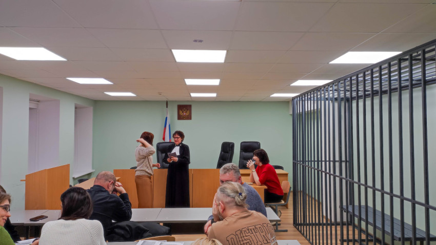 На судебном заседании передача документов в зале суда