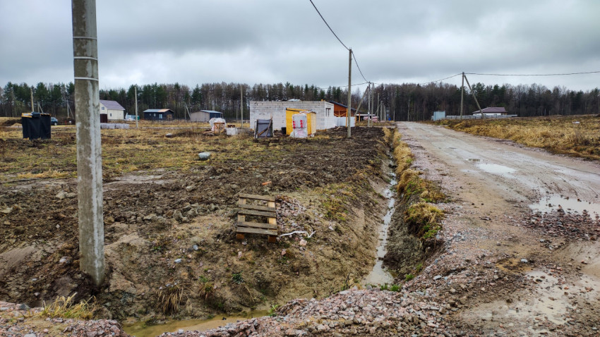 Строительство нового жилого поселка в лесной местности