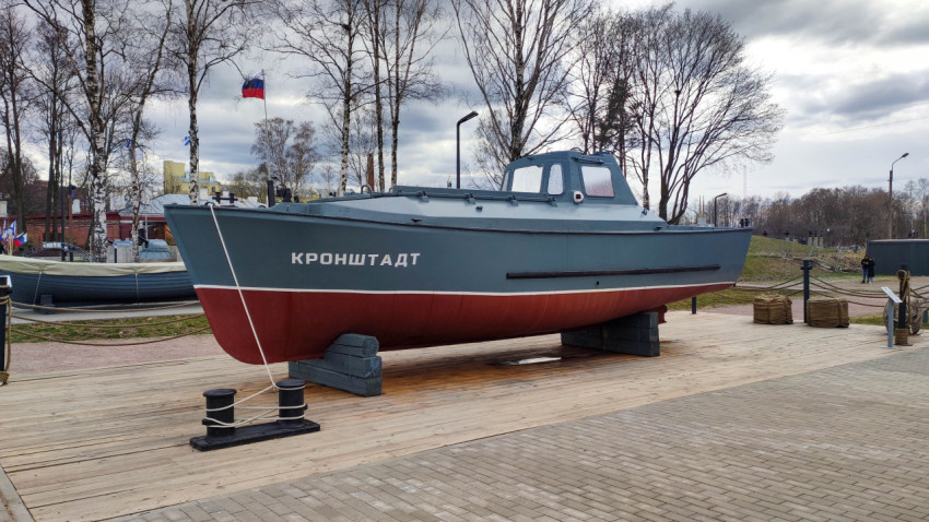 Рейдовый катер проекта 338М «Кронштадт»