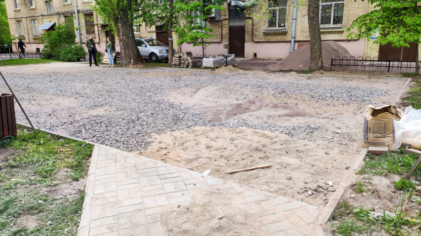 Ремонт дворовой территории в жилом районе