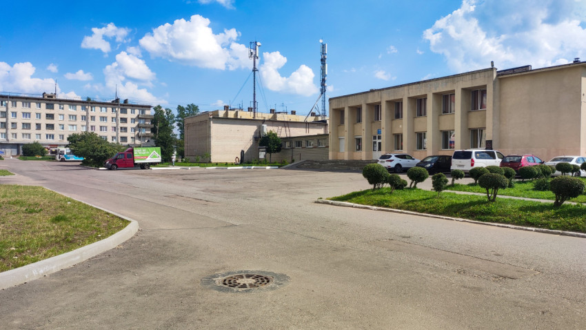 Культурно-спортивный центр в Лаголово с парковкой