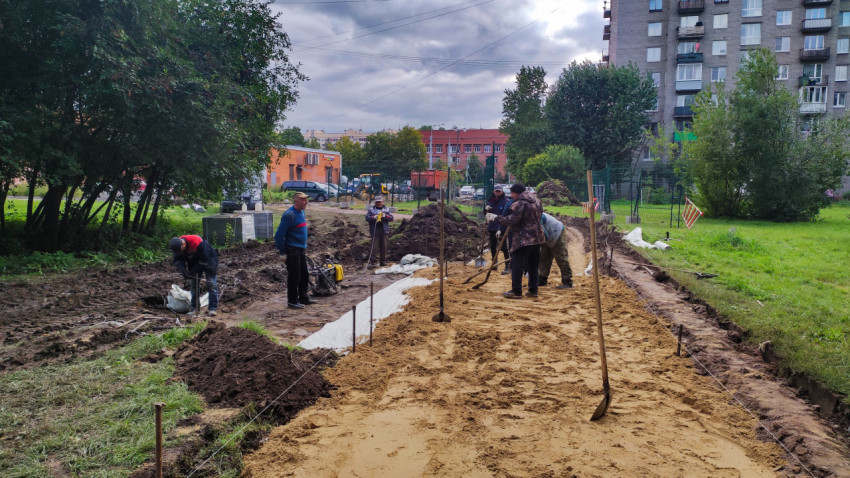 Устройство основания для пешеходной дорожки в жилом дворе