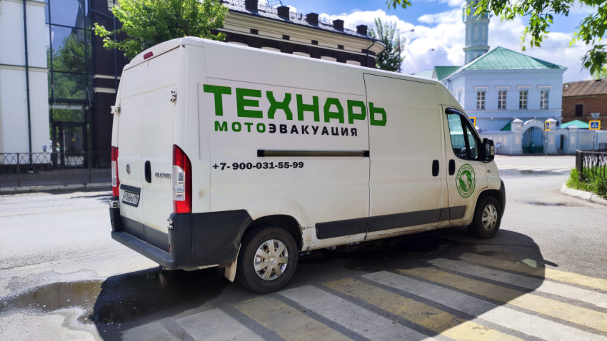 Автомобиль Технарь Мотоэвакуация на пешеходном переходе