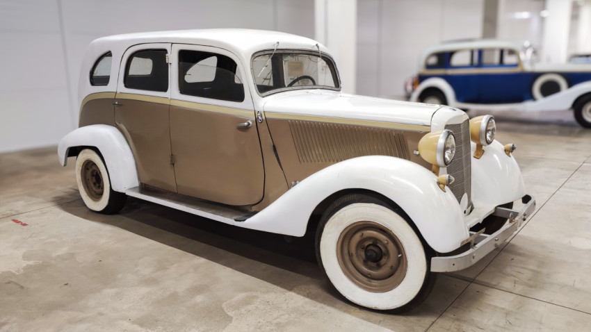 Mercedes-Benz 170V 1934 года в музейной экспозиции