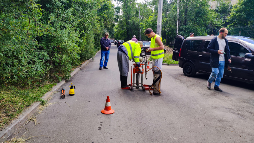 Отбор проб асфальта на дворовой территории