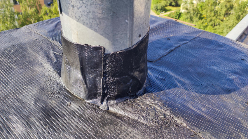 Герметизация кровли вокруг вентиляционного выхода