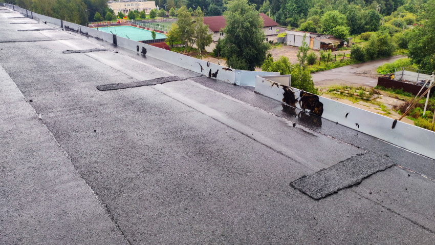 Ремонт рулонной кровли здания