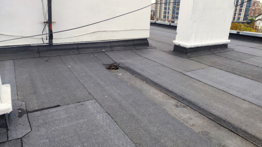 Водосточная воронка на плоской кровле