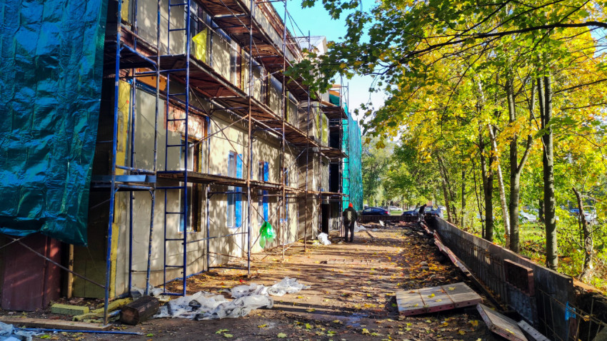 Реконструкция здания с утеплением фасада