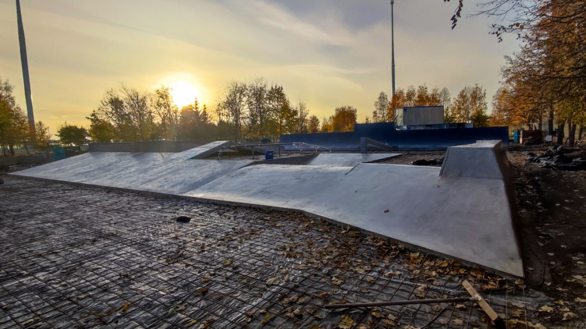 Бетонирование элементов скейт-парка в парке у «Лахта-центра»