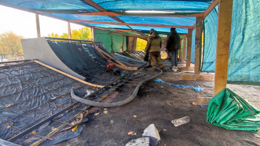 Внутренние работы по армированию укрытой конструкции