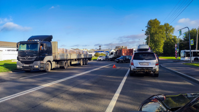 Дорожно-транспортное происшествие на перекрёстке