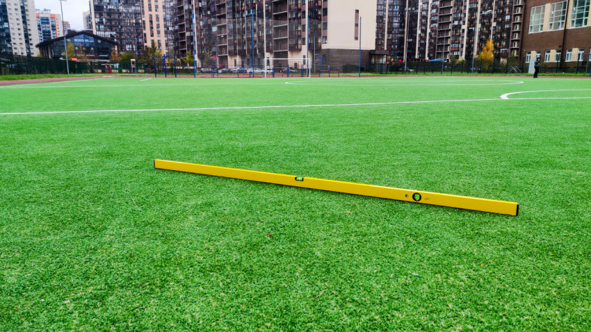 Контроль ровности искусственного покрытия на футбольном поле