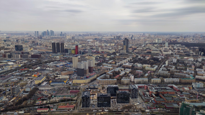 Панорама Москвы с высоты смотровой площадки Останкинской башни