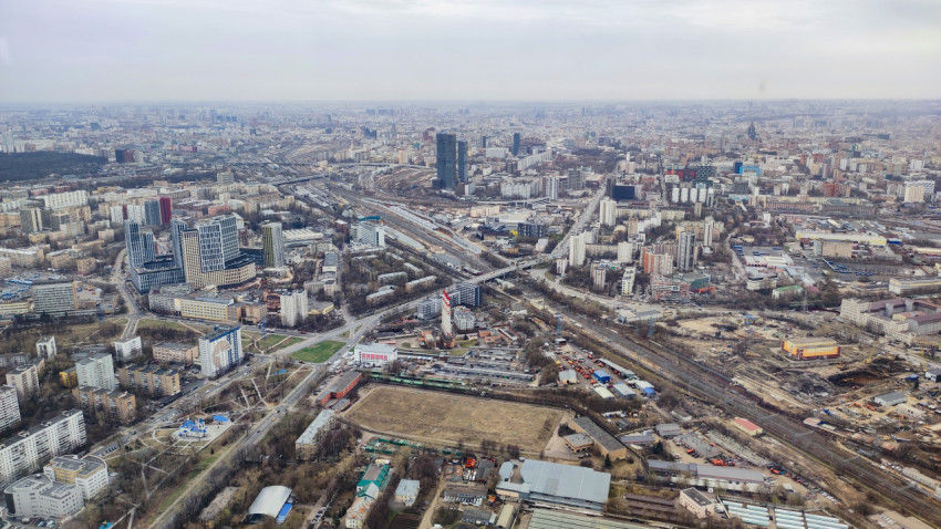 Обзор северной части Москвы со смотровой площадки Останкинской телебашни
