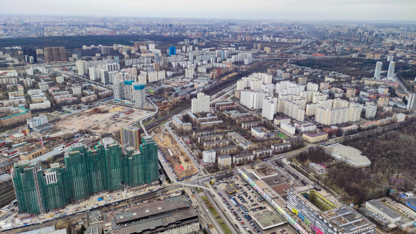 Вид с Останкинской телебашни на северо-восточные жилые районы Москвы