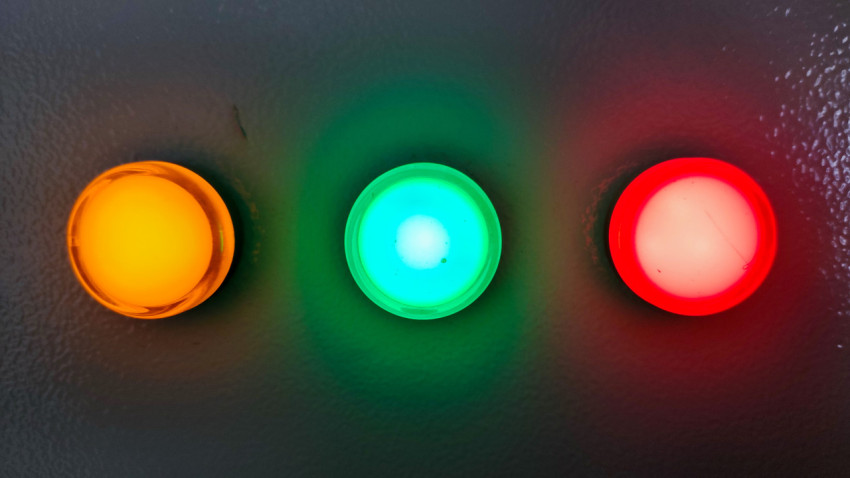 Световые индикаторы на панели управления