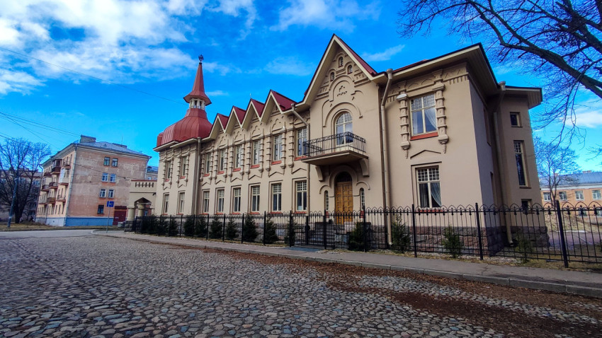 Усадьба адмирала Лазарева в Кронштадте на острове Котлин