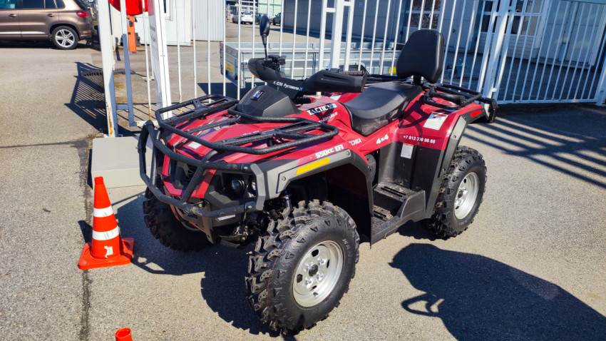 Квадроцикл Stels 550 EFI на демонстрационной площадке