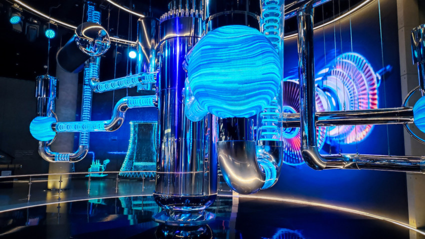 Интерактивная инсталляция с трубопроводом в павильоне «АТОМ» на ВДНХ