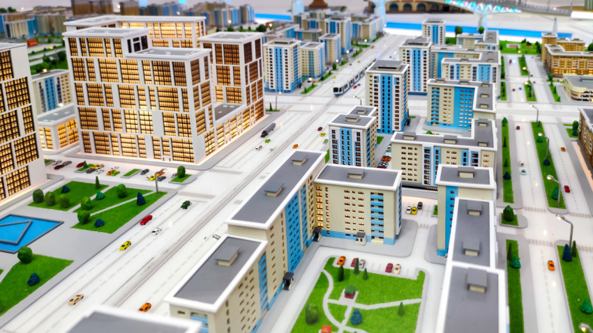 Макет жилого квартала с высотными и среднеэтажными зданиями