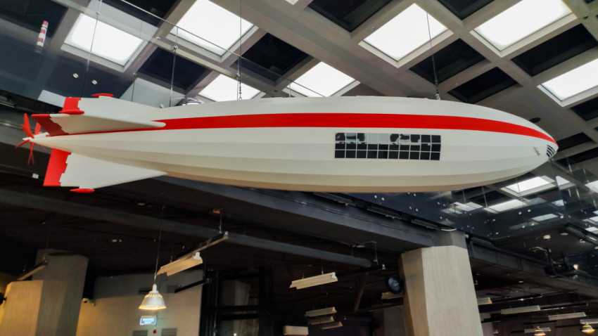 Модель дирижабля в экспозиции павильона «АТОМ» на ВДНХ