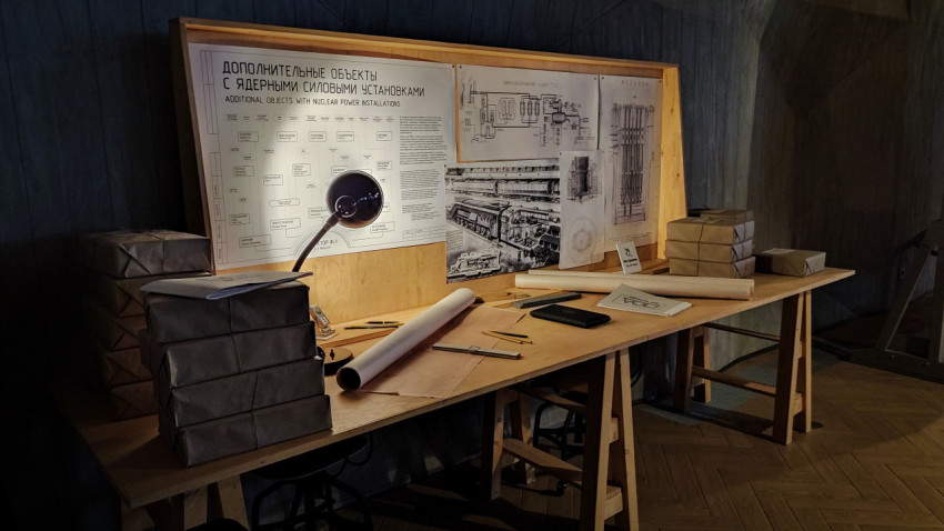 Рабочее место инженера-конструктора в павильоне «АТОМ» на ВДНХ