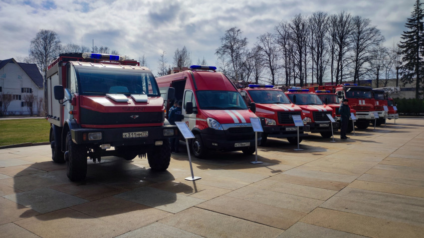 Пожарные автомобили SILANT и Iveco на экспозиции ВДНХ