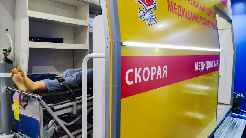 Оснащение санитарного модуля скорой помощи на выставке